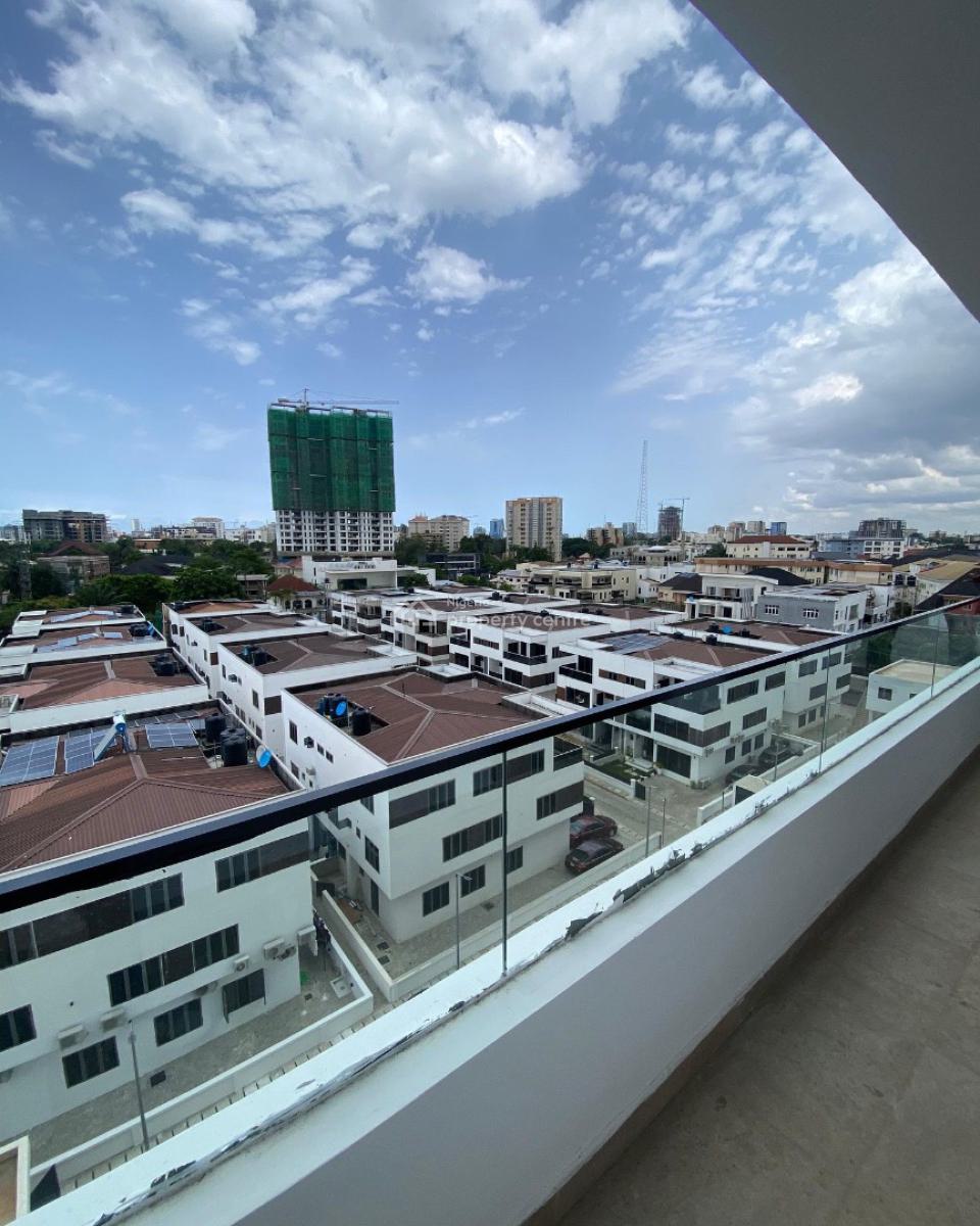 Aesthetically Pleasing 4 Bedroom Apartment with Swimming Pool and Gym, Ikoyi, Lagos, Block of Flats for Sale