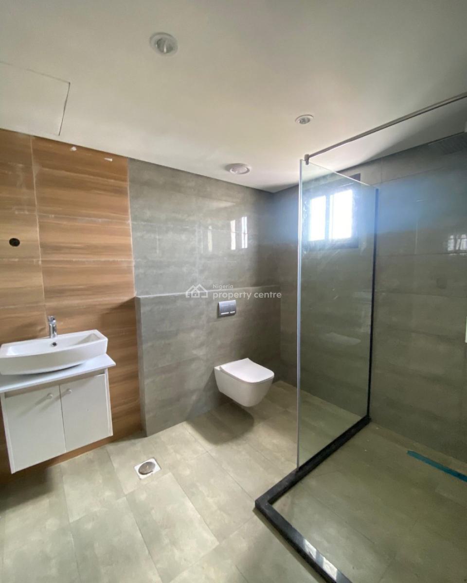 Aesthetically Pleasing 4 Bedroom Apartment with Swimming Pool and Gym, Ikoyi, Lagos, Block of Flats for Sale