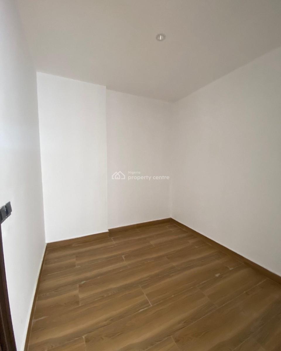 Aesthetically Pleasing 4 Bedroom Apartment with Swimming Pool and Gym, Ikoyi, Lagos, Block of Flats for Sale