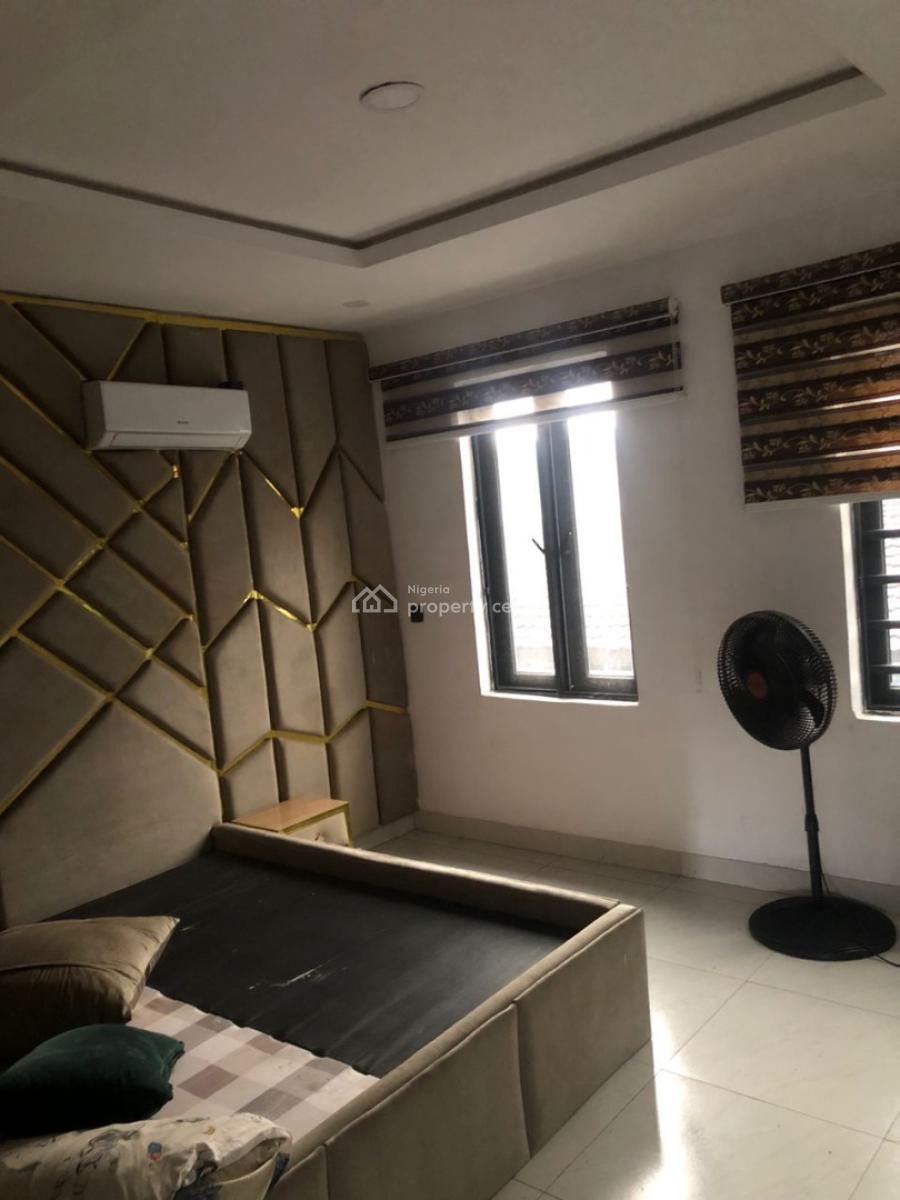 Partly Furnished Spacious 2 Bedroom Flat, Ologolo, Lekki, Lagos, Flat / Apartment for Sale