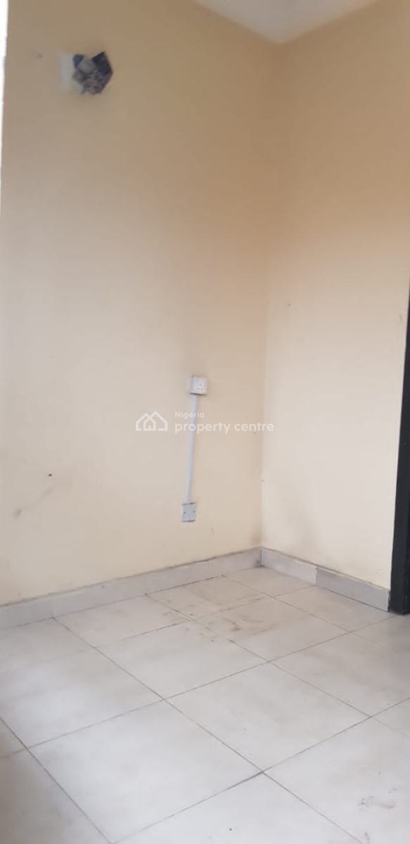 a Spacious and Modern Room Bq, Ikota Villa, Ikota, Lekki, Lagos, Self Contain (single Rooms) for Rent