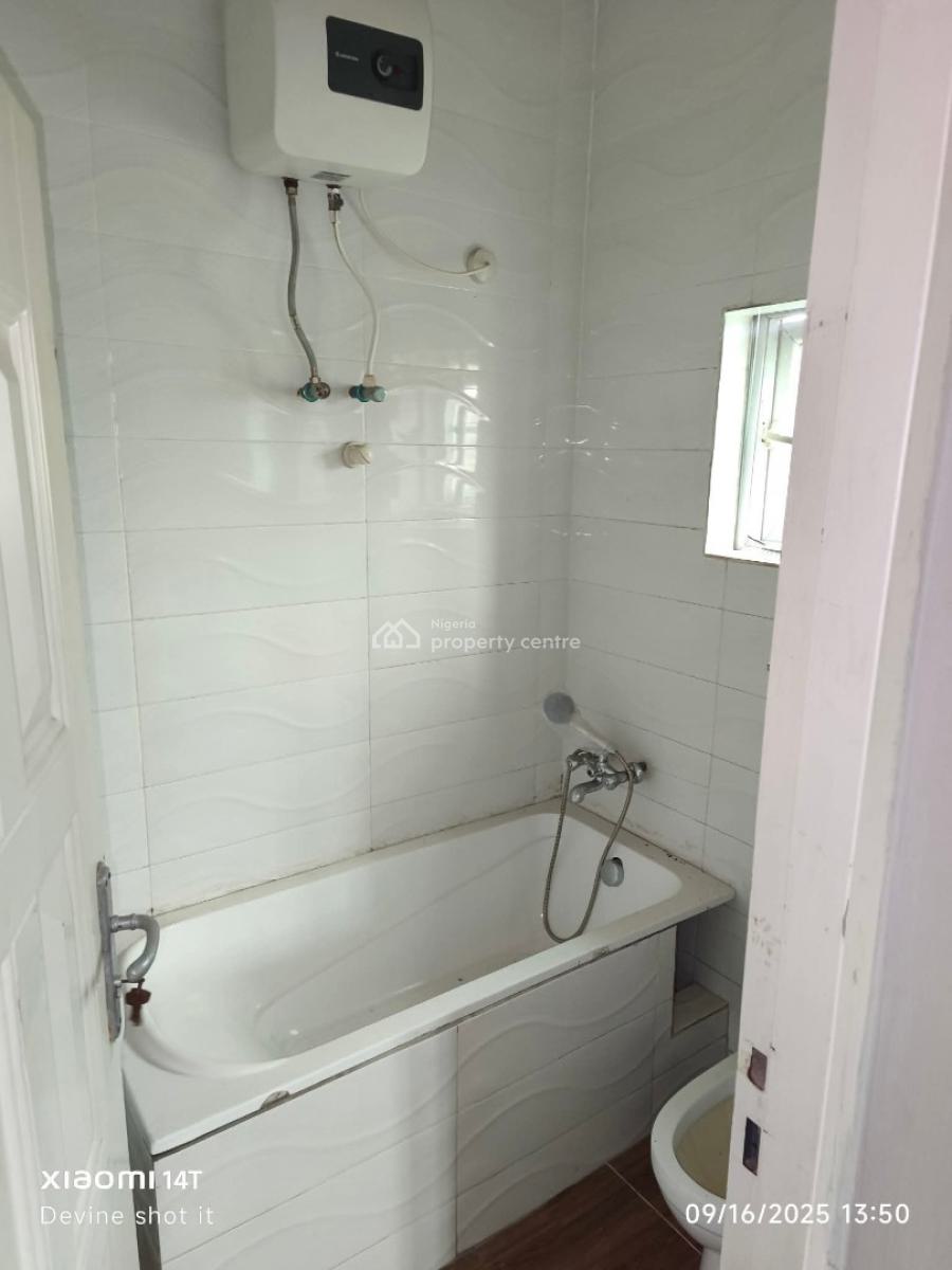 Well Renovated 4 Bedroom Detached Duplex, Crown Estate, Sangotedo, Ajah, Lagos, Detached Duplex for Sale