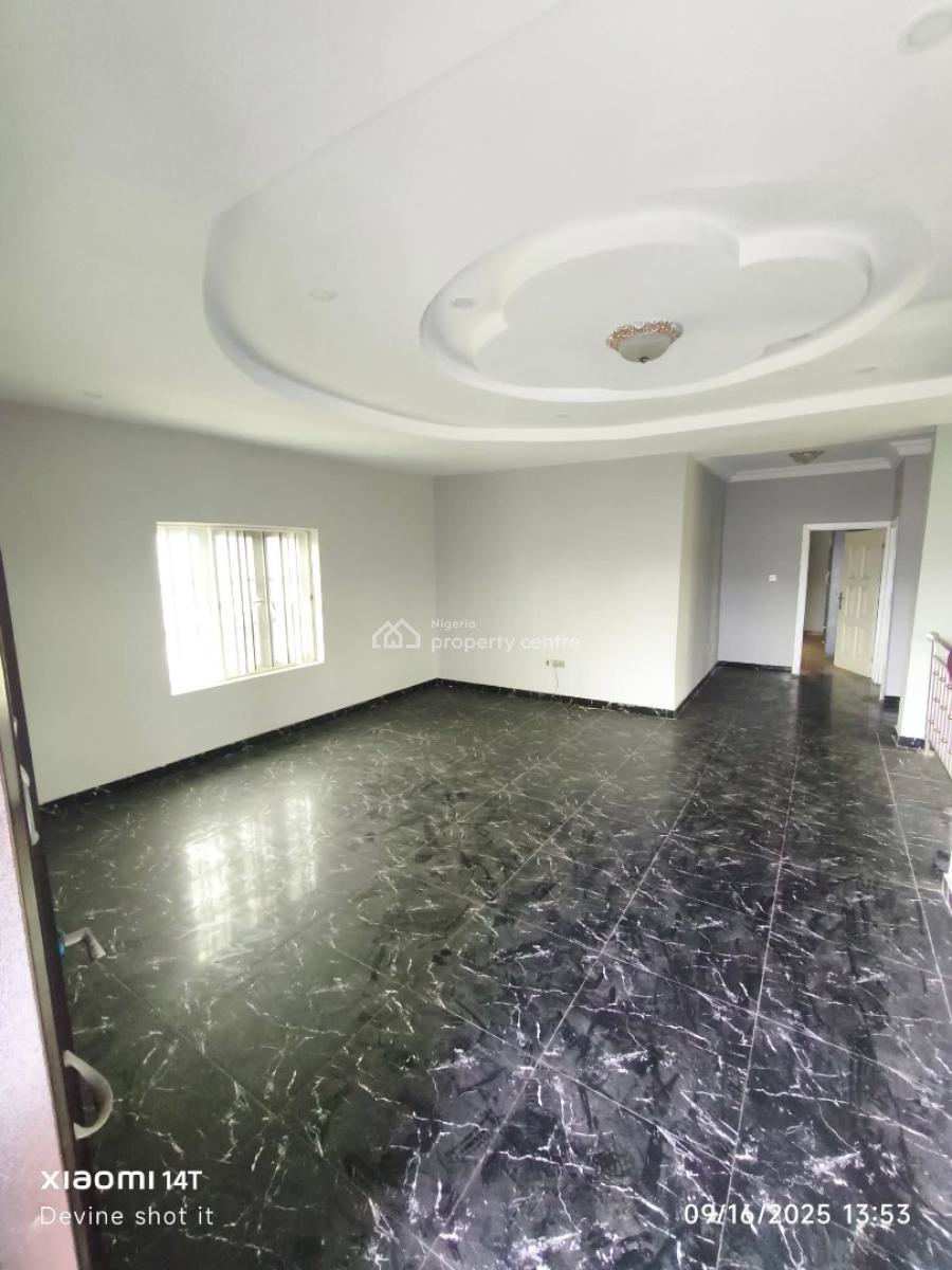 Well Renovated 4 Bedroom Detached Duplex, Crown Estate, Sangotedo, Ajah, Lagos, Detached Duplex for Sale