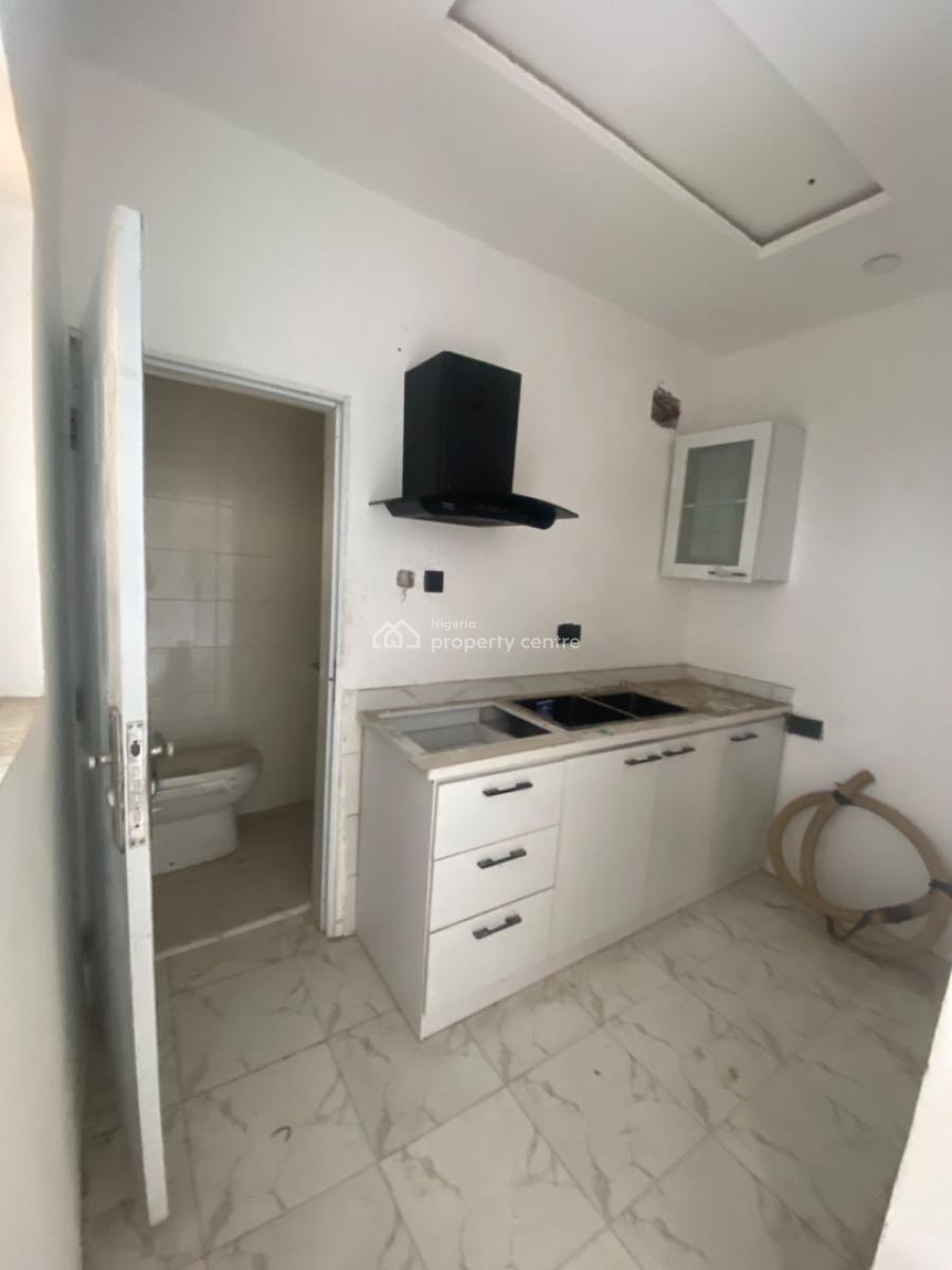 Brand New Luxury 1bedroom Flat, Oakland Estate Behind Blenco, Ajah, Lagos, Flat / Apartment for Rent