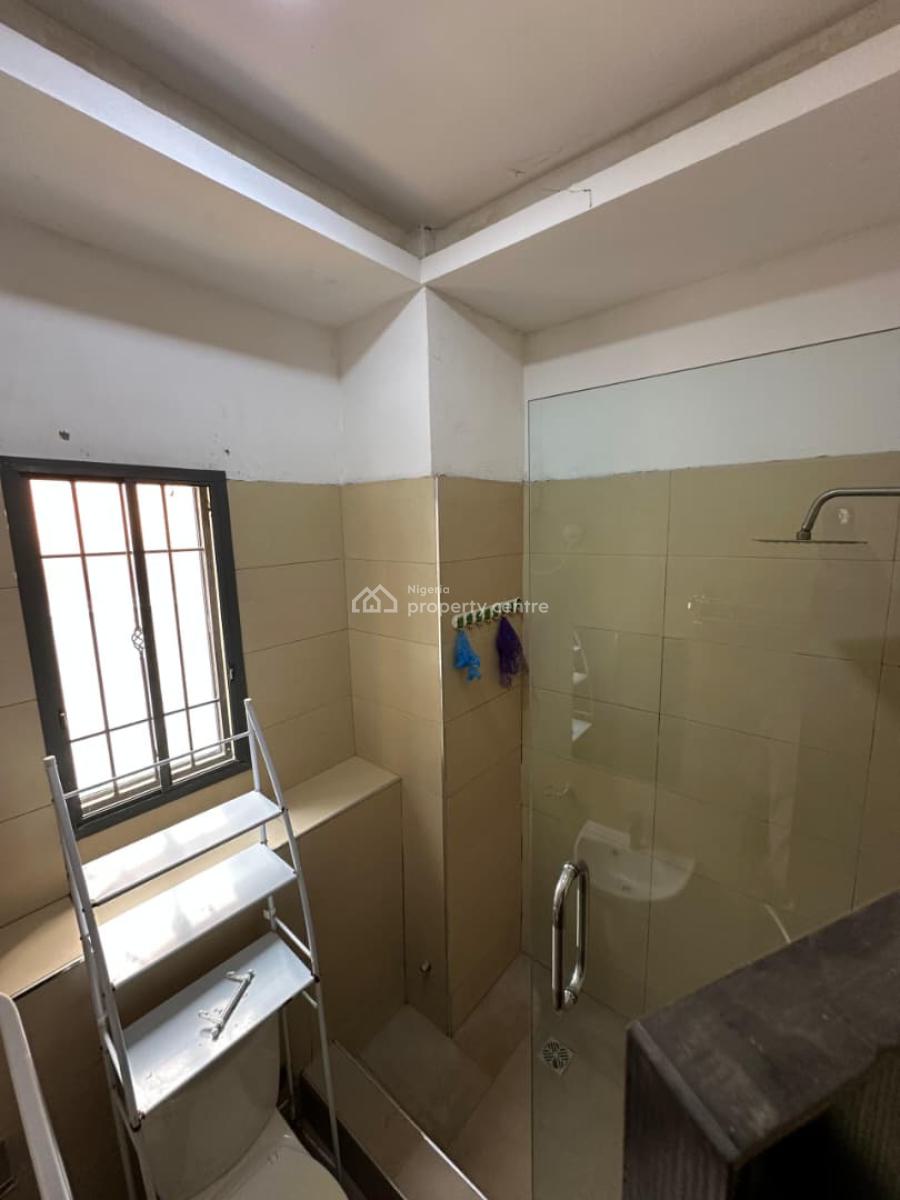Lovely 3bedroom with Bq, Chevron Toll Gate, Lekki, Lagos, Flat / Apartment for Sale