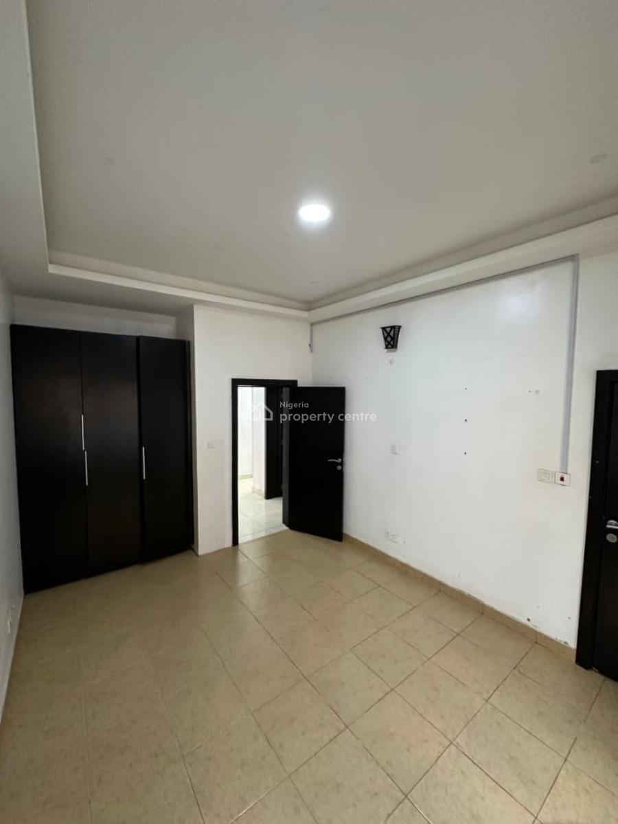 Lovely 3bedroom with Bq, Chevron Toll Gate, Lekki, Lagos, Flat / Apartment for Sale