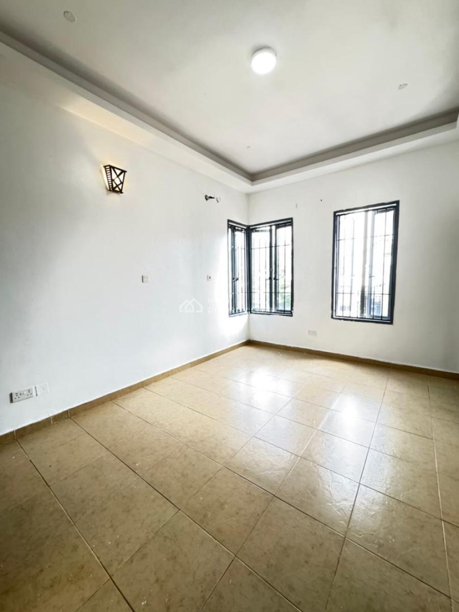 Lovely 3 Bedroom with Bq, Chevron Toll Gate, Lekki, Lagos, Flat / Apartment for Sale