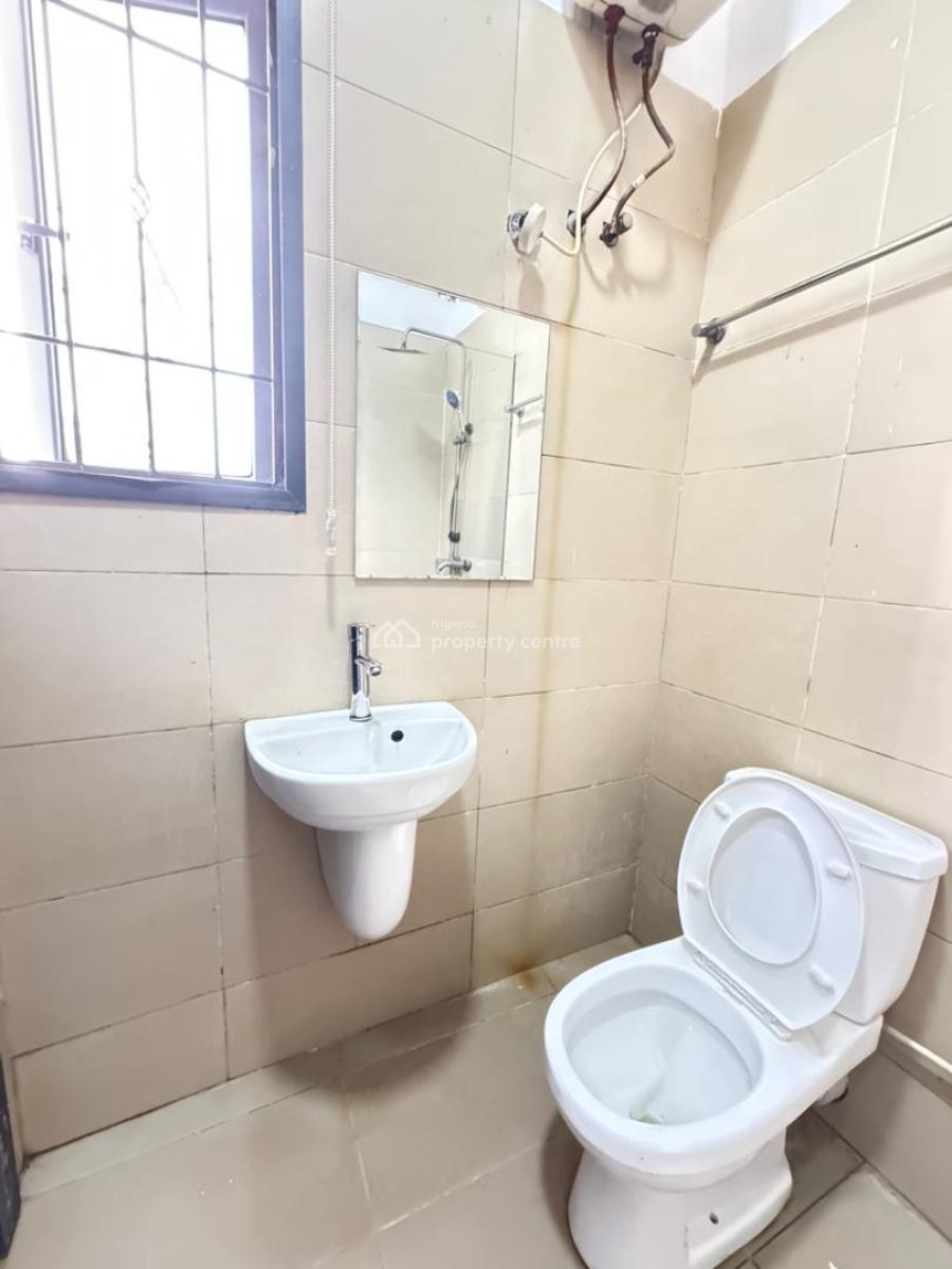 Lovely 3 Bedroom with Bq, Chevron Toll Gate, Lekki, Lagos, Flat / Apartment for Sale