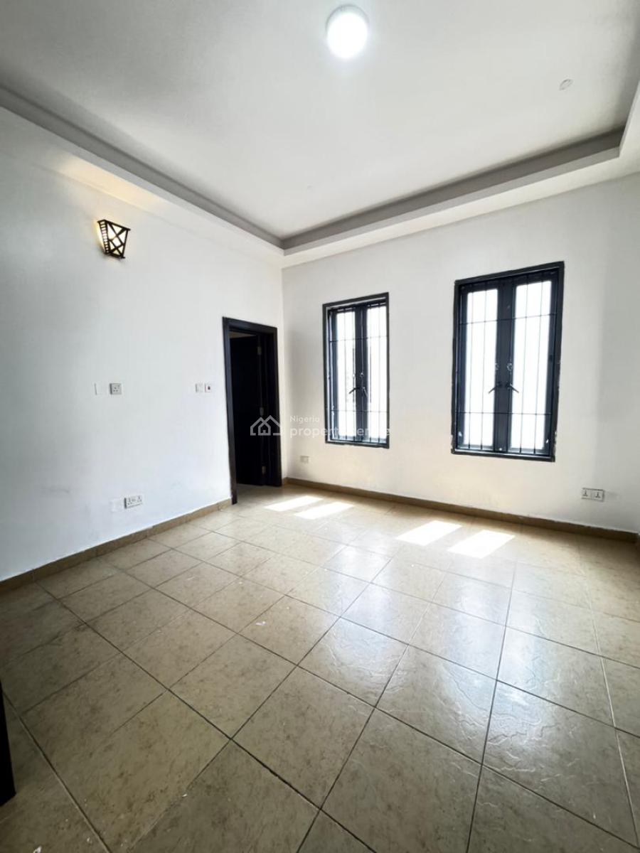 Lovely 3 Bedroom with Bq, Chevron Toll Gate, Lekki, Lagos, Flat / Apartment for Sale