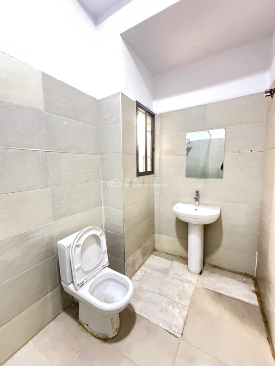 Lovely 3 Bedroom with Bq, Chevron Toll Gate, Lekki, Lagos, Flat / Apartment for Sale