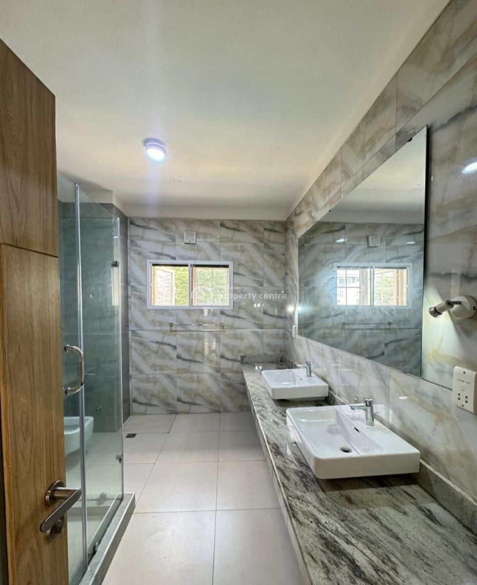 Serviced with 24/7 Power Supply 3 Bedroom En-suite Flat with Fitted Ki, Ikoyi, Lagos, Flat / Apartment for Rent