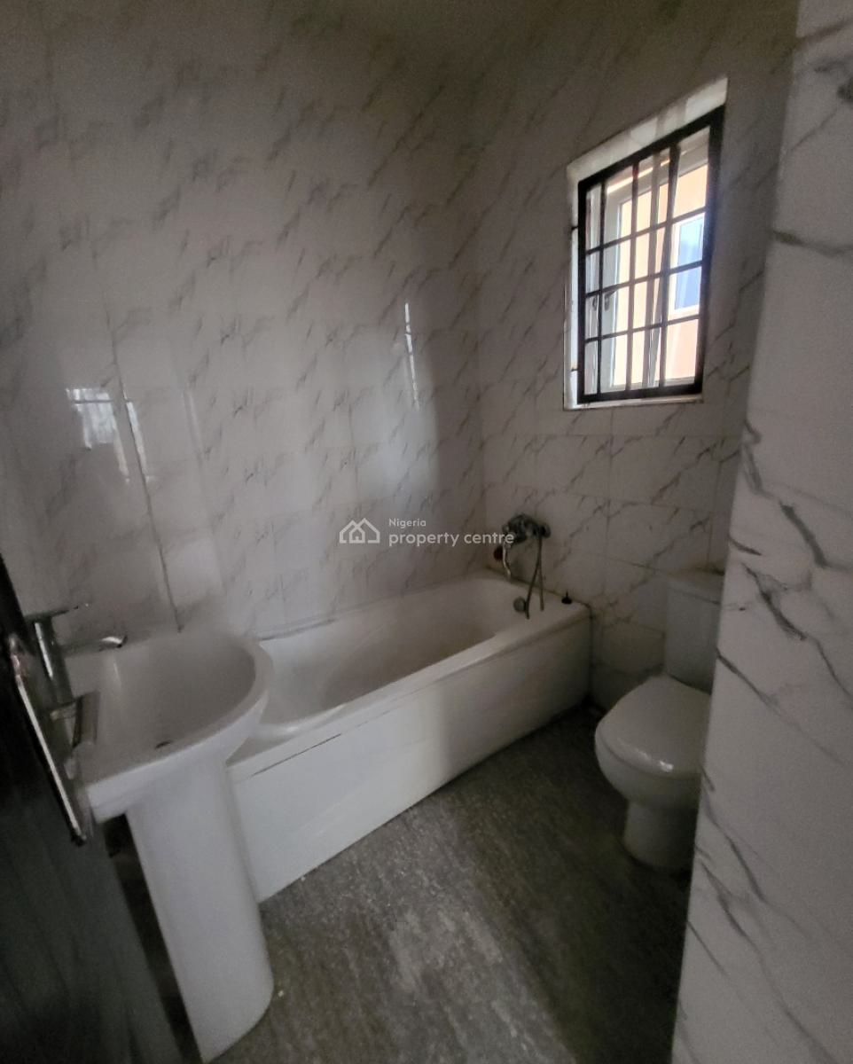 Luxurious Massive 3bedroom Flat, By American International School, Durumi, Abuja, Flat / Apartment for Rent