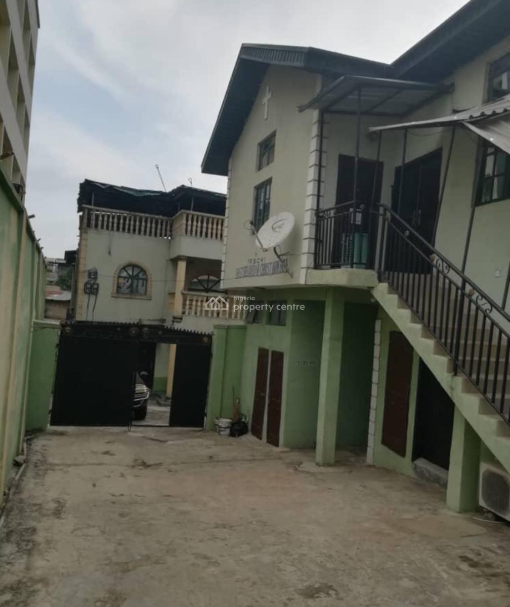 5 Bedrooms Duplex 2 Stories Building with *basement and *pent House, Omole Phase 1, Ikeja, Lagos, Detached Duplex for Sale