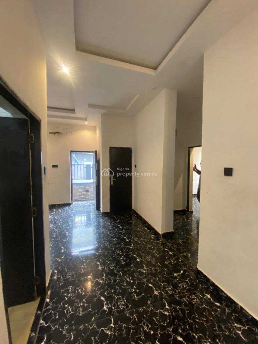 Super Luxurious 2 Bed Room Apartment, Peace Land, Ogombo, Ajah, Lagos, Flat / Apartment for Rent