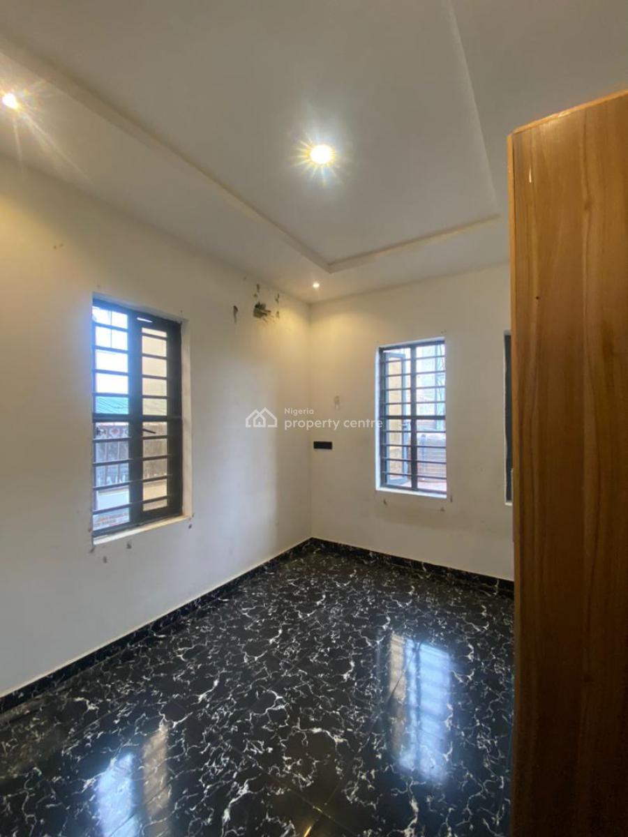 Super Luxurious 2 Bed Room Apartment, Peace Land, Ogombo, Ajah, Lagos, Flat / Apartment for Rent