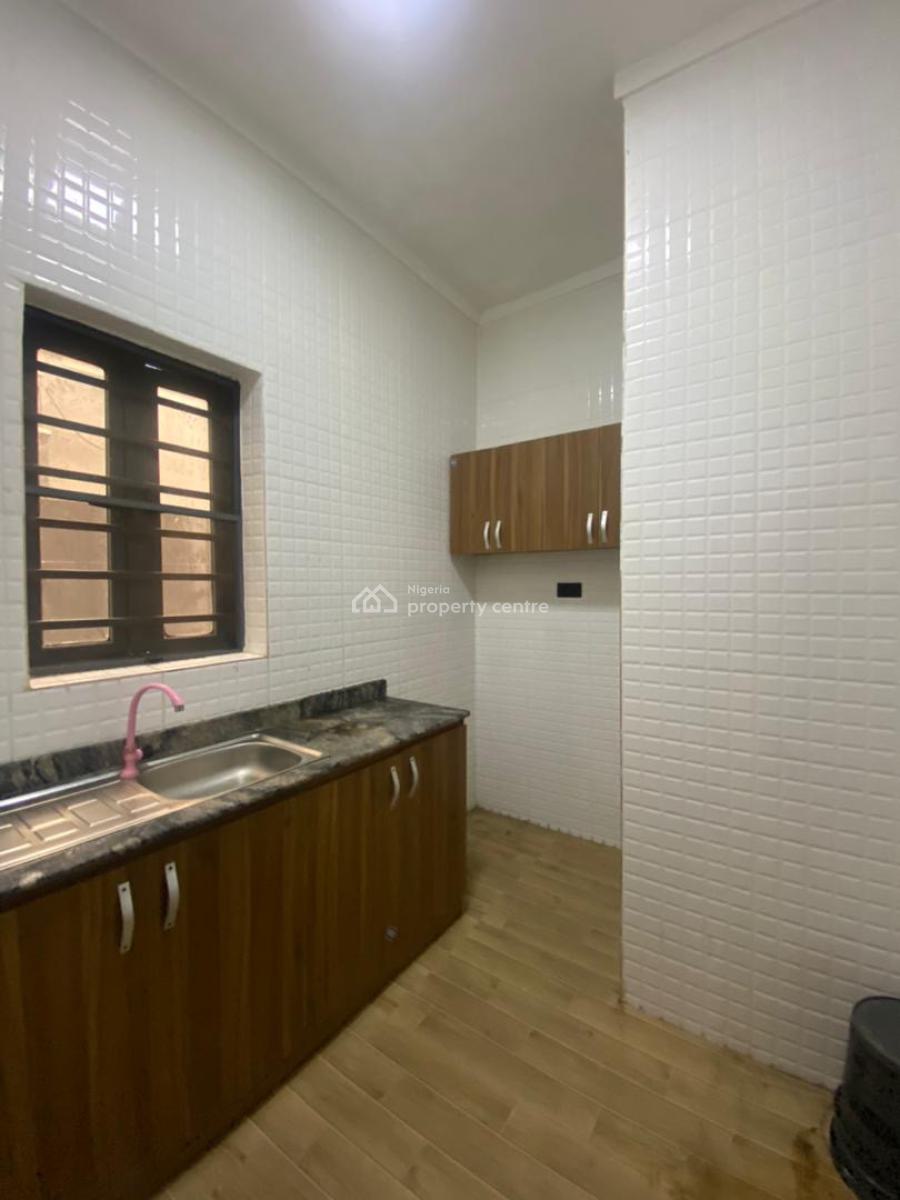 Super Luxurious 2 Bed Room Apartment, Peace Land, Ogombo, Ajah, Lagos, Flat / Apartment for Rent