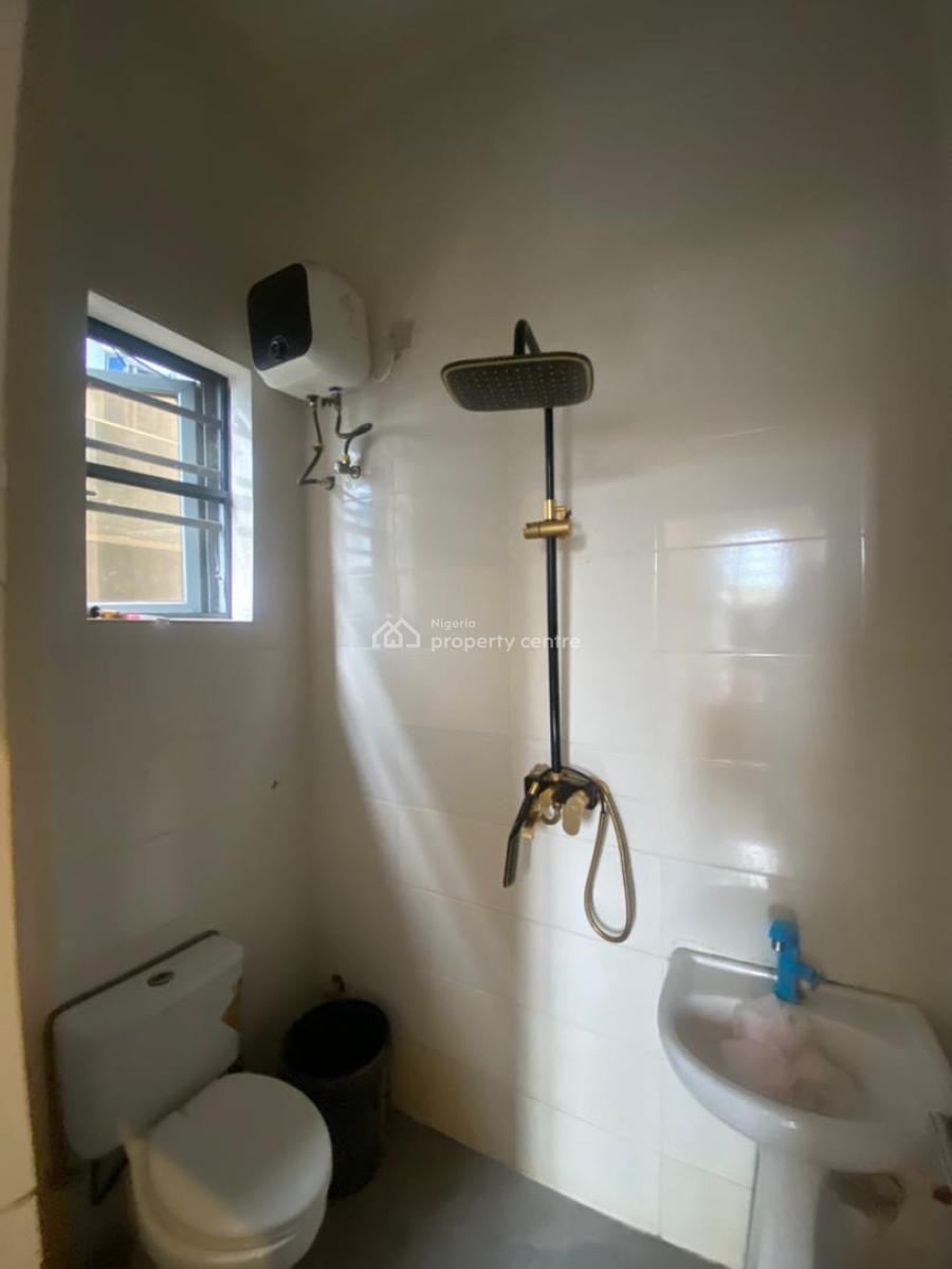 Super Luxurious 2 Bed Room Apartment, Peace Land, Ogombo, Ajah, Lagos, Flat / Apartment for Rent