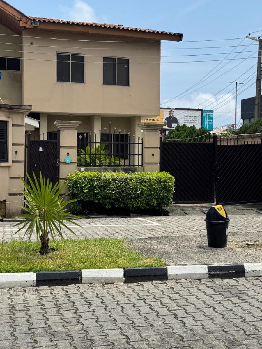 Corner Piece 4bedroom Semi Detached House with Mini Flat Bq at Lekki, in a Very Secure Estate at Lekki Phase 1, Lekki Phase 1, Lekki, Lagos, Semi-detached Duplex for Rent