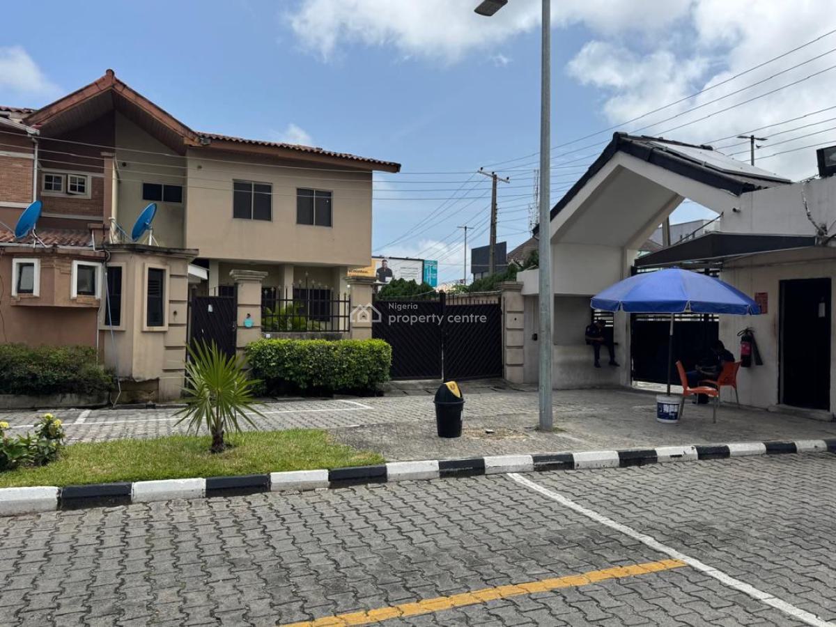 Corner Piece 4bedroom Semi Detached House with Mini Flat Bq at Lekki, in a Very Secure Estate at Lekki Phase 1, Lekki Phase 1, Lekki, Lagos, Semi-detached Duplex for Rent