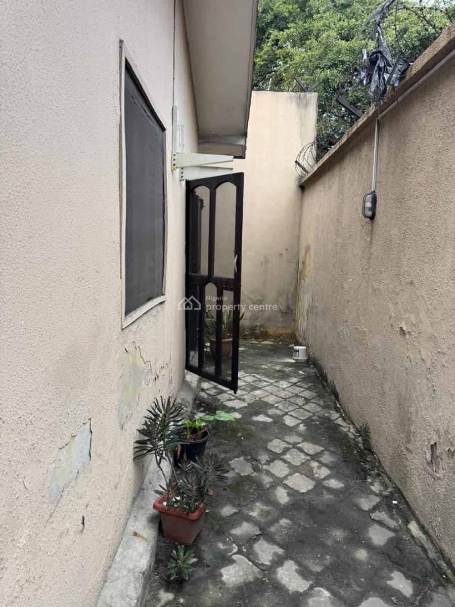 Corner Piece 4bedroom Semi Detached House with Mini Flat Bq at Lekki, in a Very Secure Estate at Lekki Phase 1, Lekki Phase 1, Lekki, Lagos, Semi-detached Duplex for Rent