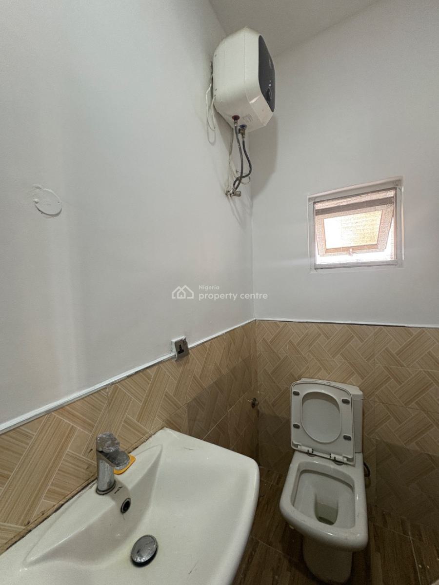 Well Maintained 24/7 Serviced 3bedroom, Abraham Adesanya Bus Stop, Ajah, Lagos, Flat / Apartment for Rent