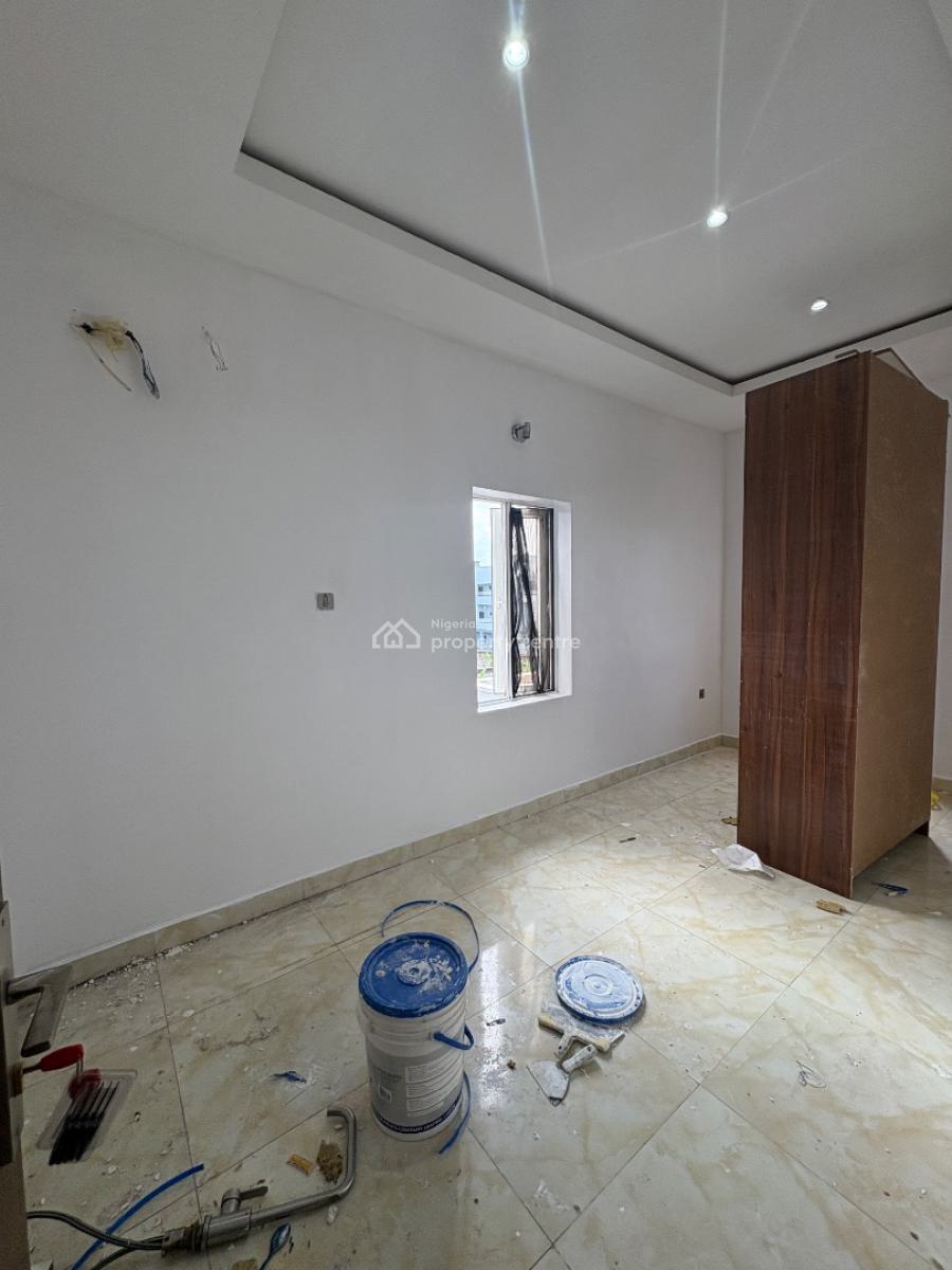 Well Maintained 24/7 Serviced 3bedroom, Abraham Adesanya Bus Stop, Ajah, Lagos, Flat / Apartment for Rent