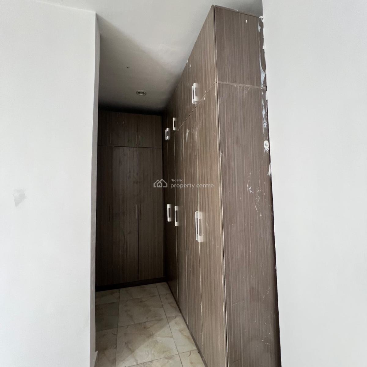 4 Bedroom with Bq, Ikota, Lekki, Lagos, Semi-detached Duplex for Sale