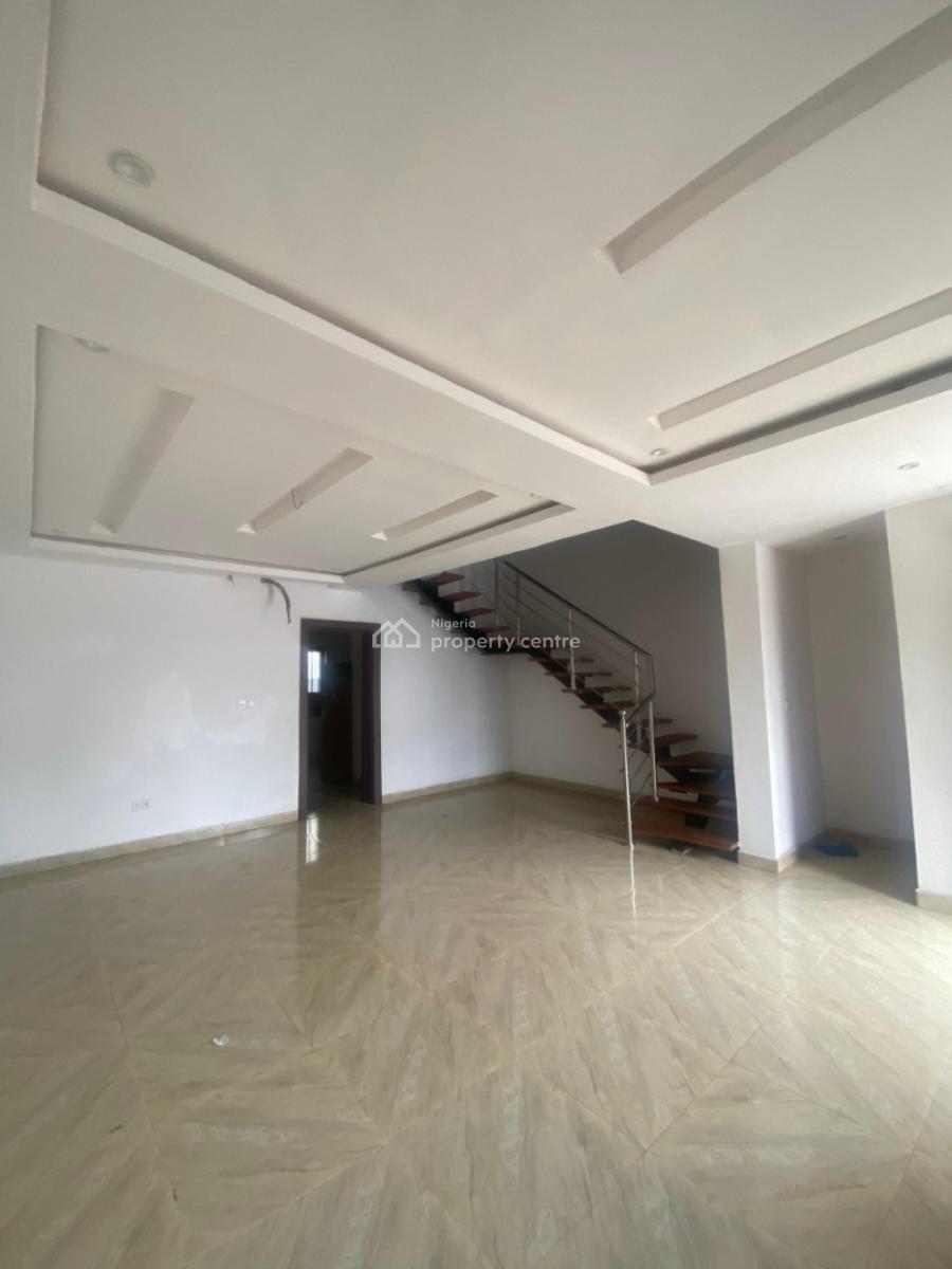 4-bedroom Duplex with Gym, Pool & Good Water Supply, Lekki Phase 1, Lekki, Lagos, Terraced Duplex for Rent