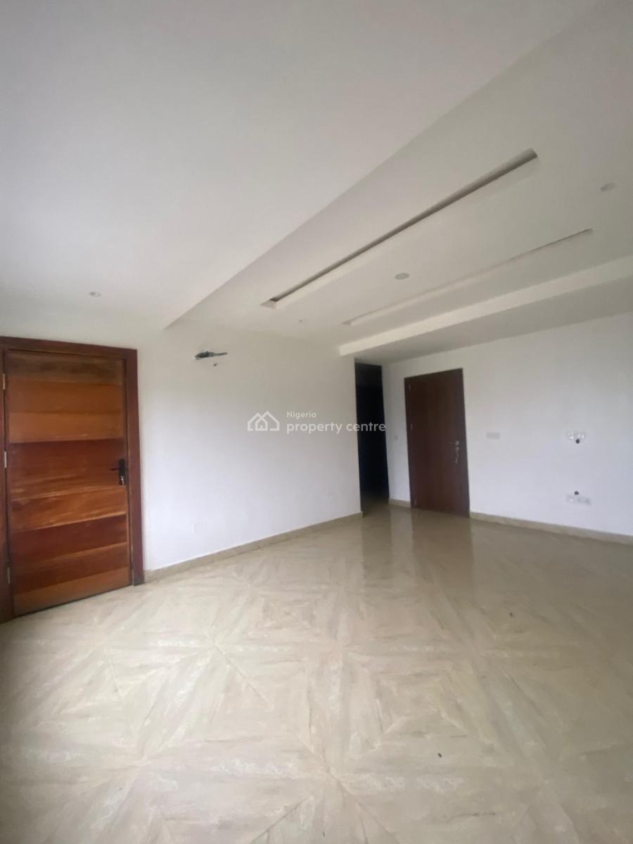 4-bedroom Duplex with Gym, Pool & Good Water Supply, Lekki Phase 1, Lekki, Lagos, Terraced Duplex for Rent