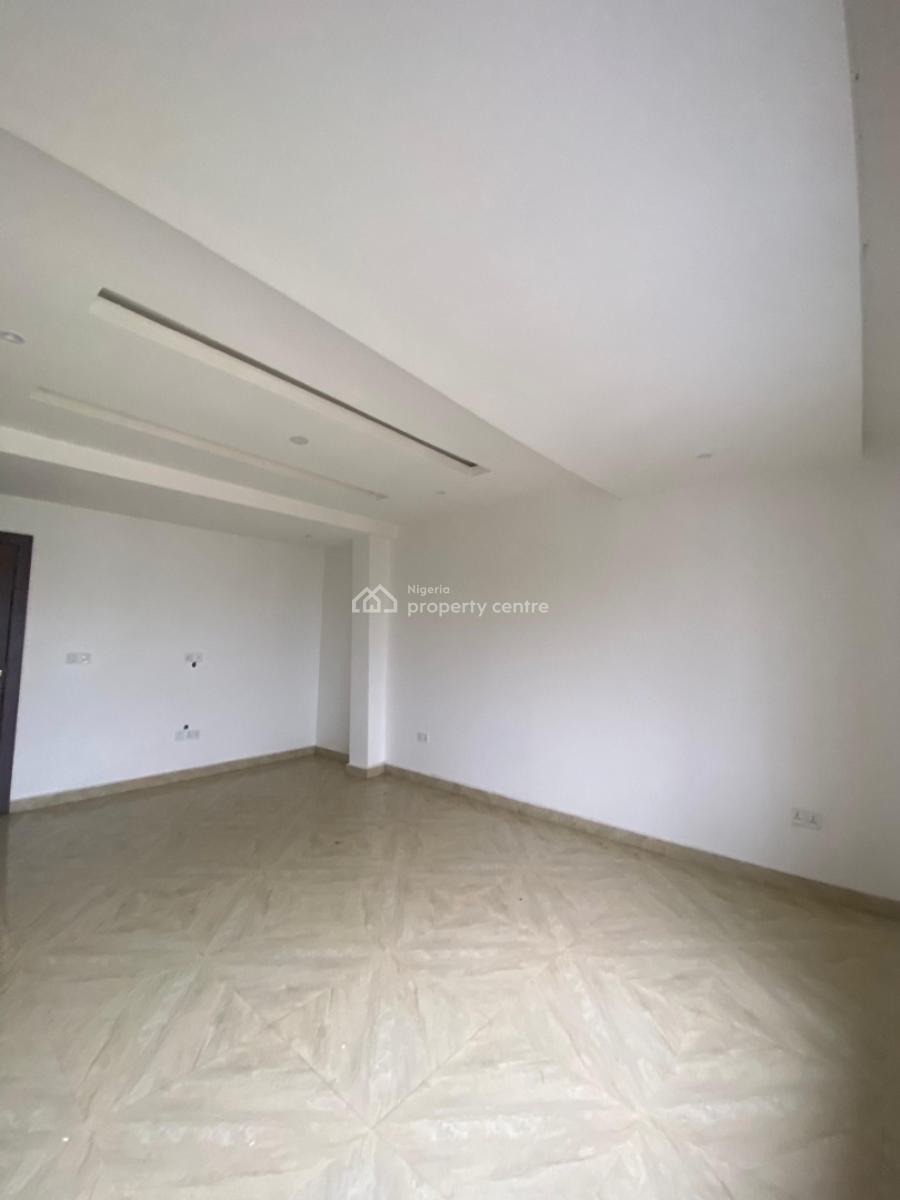 4-bedroom Duplex with Gym, Pool & Good Water Supply, Lekki Phase 1, Lekki, Lagos, Terraced Duplex for Rent