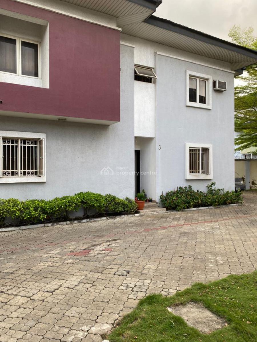 Urgent Distress  4 Bedroom Semi Detached Building Corner Piece in, Arcadia Mews Estate, Osapa, Lekki, Lagos, Semi-detached Duplex for Sale
