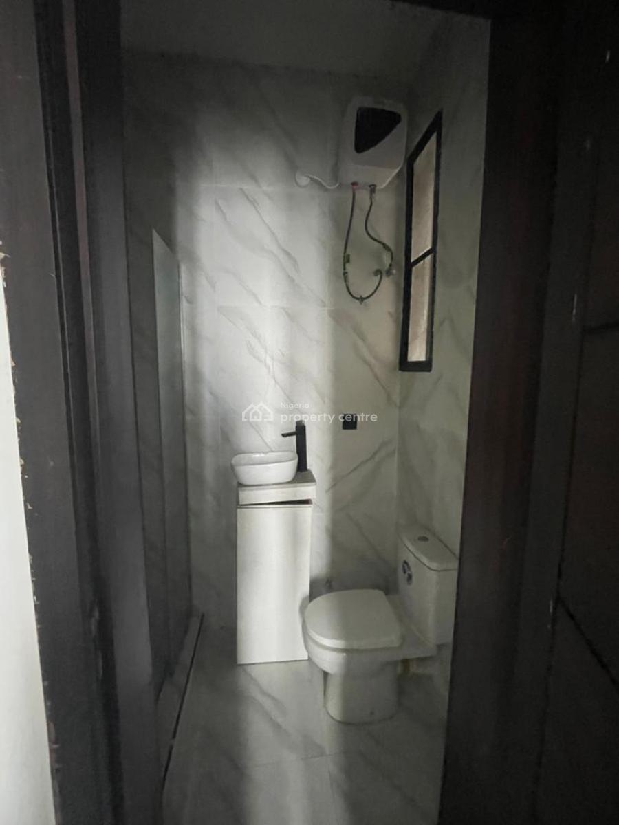 Fully Furnished 2 Bedroom Apartment, Ologolo, Lekki, Lagos, Flat / Apartment for Sale