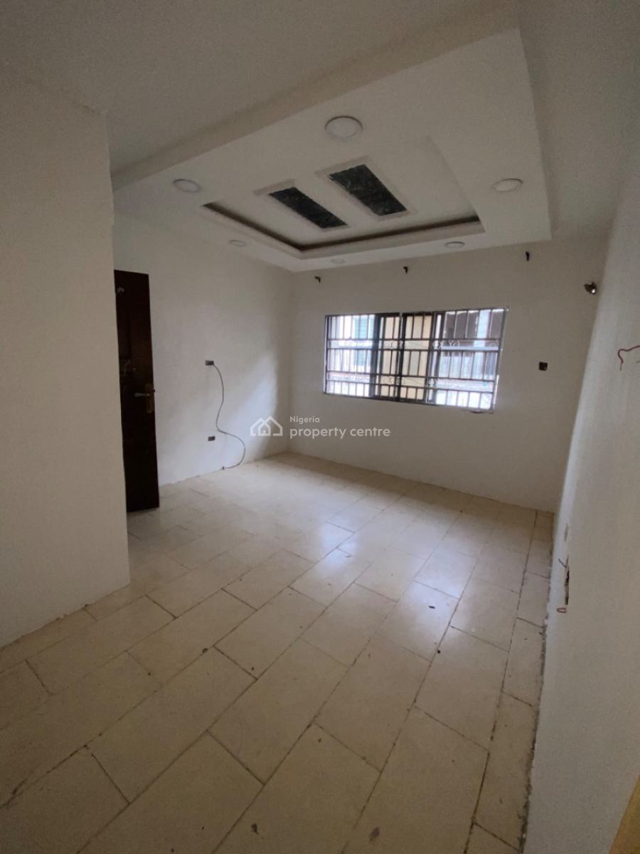 Self Service 2bedroom Flat at Lekki Phase 1, Off Babatunde Anjous Street Lekki Phase 1, Lekki Phase 1, Lekki, Lagos, Flat / Apartment for Rent