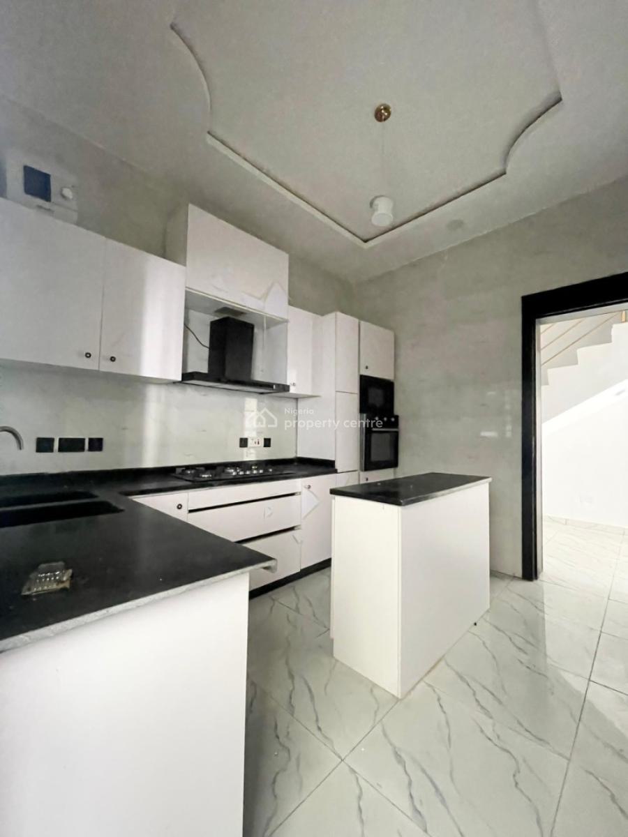 4 Bedroom Duplex, Luxury and Spacious Finish with Living Room Enough to Host Get Togethe, Lekki, Lagos, Semi-detached Duplex for Sale