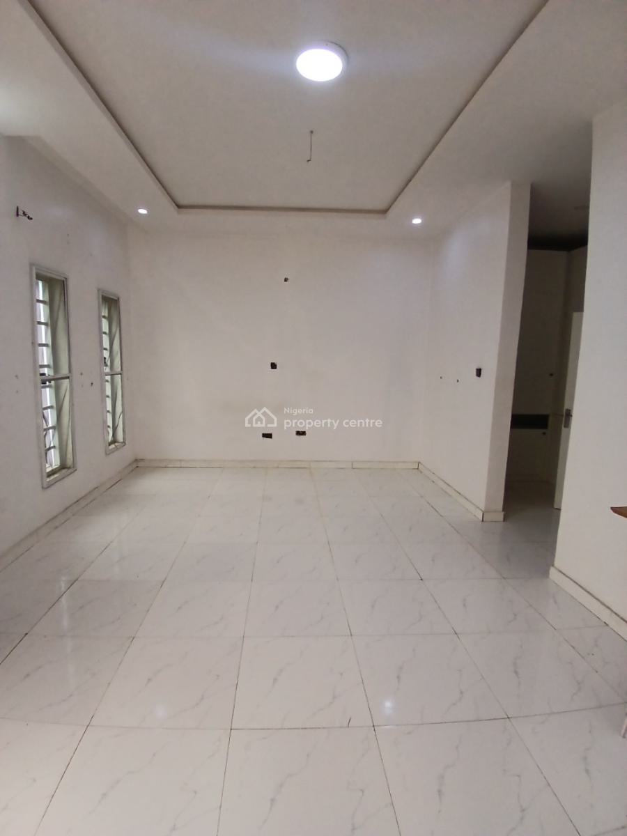 Massive Studio Apartment with Balcony, Jaccizi and Open Plan Kitchen, Chevy View Estate, Chevron-lekki, Lekki, Lagos, Self Contain (single Rooms) for Rent