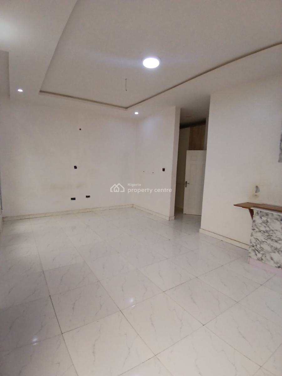 Massive Studio Apartment with Balcony, Jaccizi and Open Plan Kitchen, Chevy View Estate, Chevron-lekki, Lekki, Lagos, Self Contain (single Rooms) for Rent