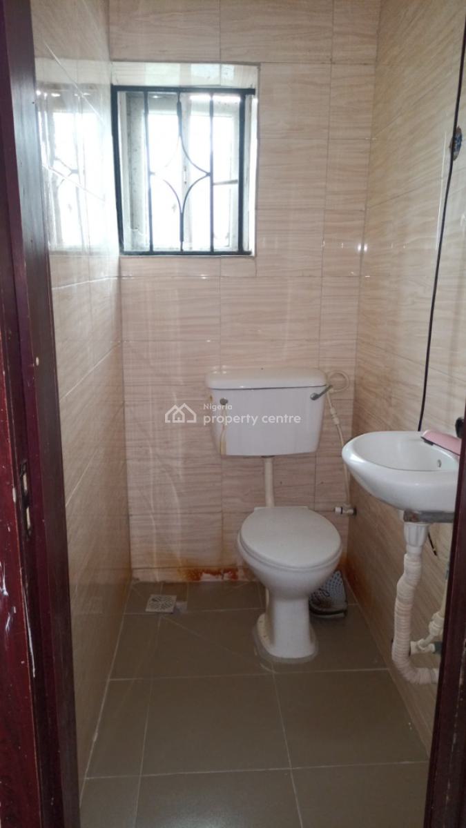 Sharp 2 Bedroom Upstairs with Pop Finishing, Prepaid Meter, Abijo Gra, Ajah, Lagos, Flat / Apartment for Rent