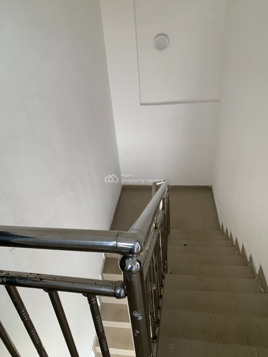 Sharp 2 Bedrooms, Upstairs with Pop Finishing, Prepaid Meter, Abijo Gra, Ajah, Lagos, Flat / Apartment for Rent