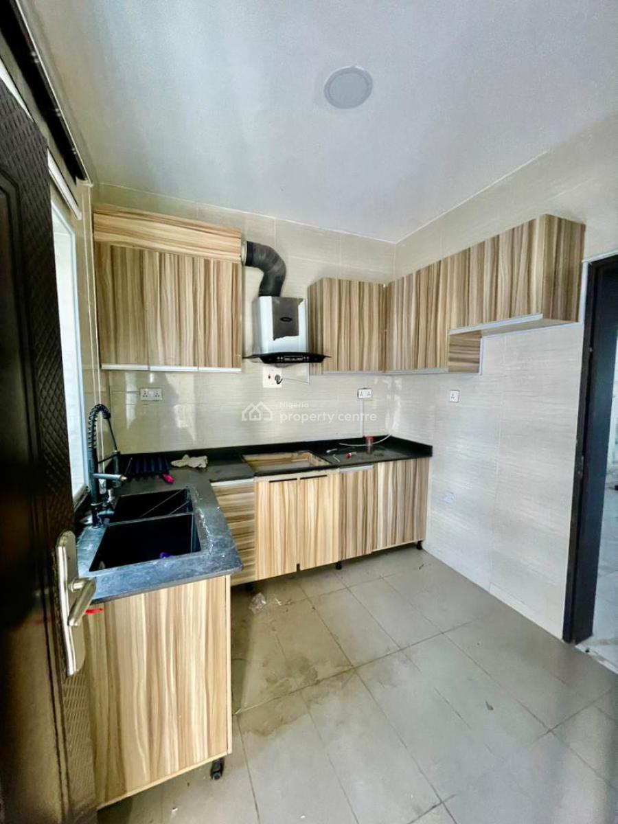 Spacious 2 Bedroom Apartment, Ikate, Lekki, Lagos, Flat / Apartment for Sale