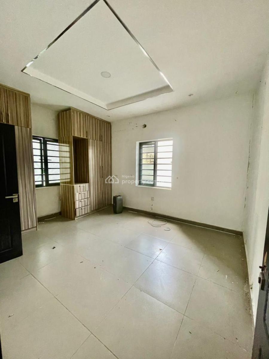 Spacious 2 Bedroom Apartment, Ikate, Lekki, Lagos, Flat / Apartment for Sale