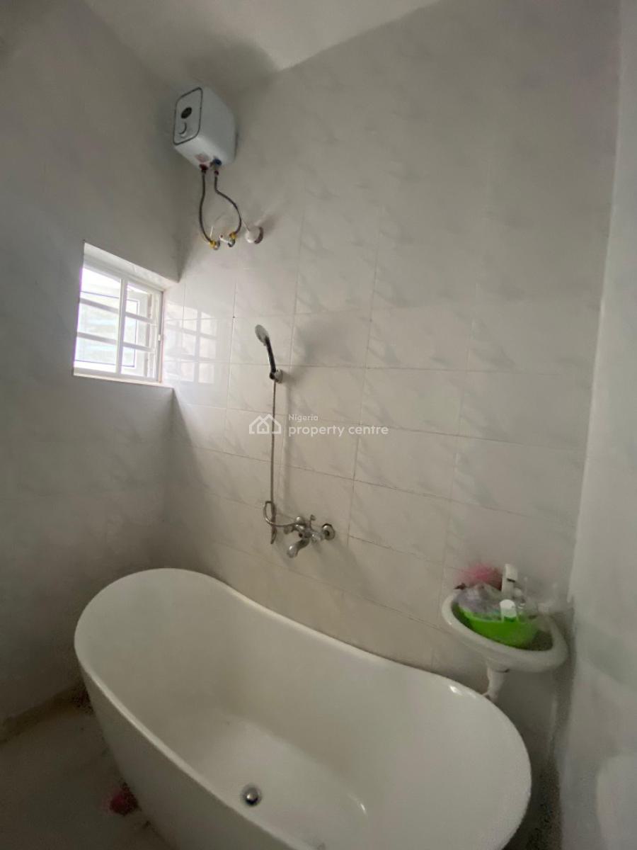 2 Bedrooms Flat, Oral Estate, Lekki Phase 2, Lekki, Lagos, Flat / Apartment for Rent