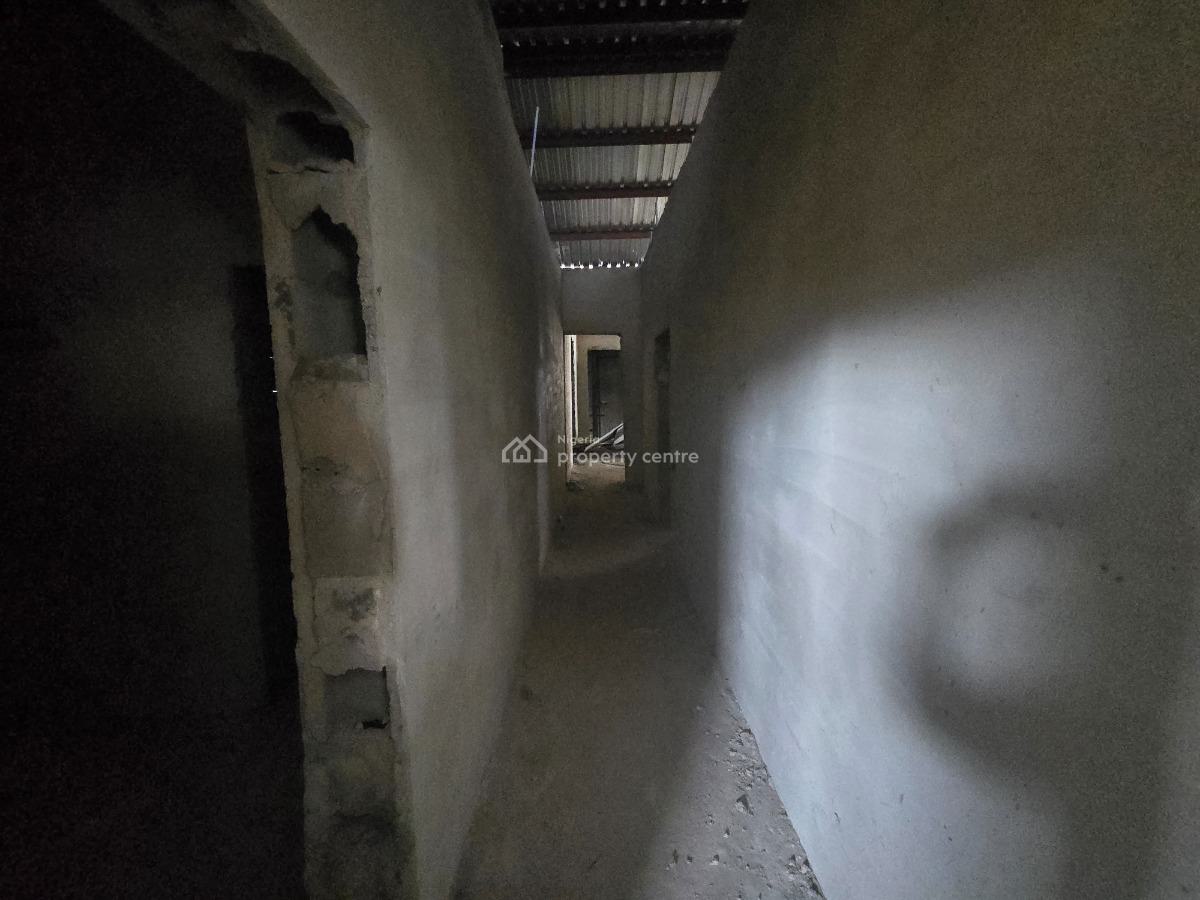 4th Floor 1,75sqm Newly Built Water Front Space 4 Lounge &club Use, Admiralty Way, Lekki Phase 1, Lekki, Lagos, Restaurant / Bar for Rent