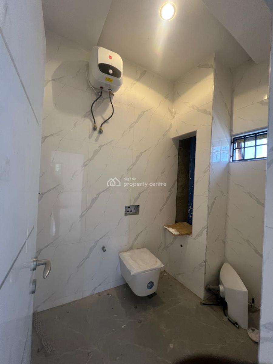 Luxury 2 Bedroom Guzape Main, Guzape By H Medix, Guzape District, Abuja, Block of Flats for Sale