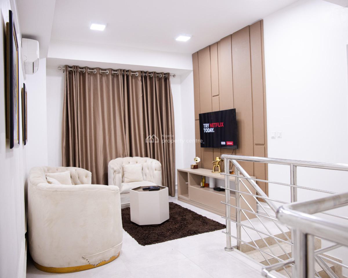Spacious 3-bedroom Maisonette with Bq (unfurnished), Ikate, Lekki, Lagos, Flat / Apartment for Sale
