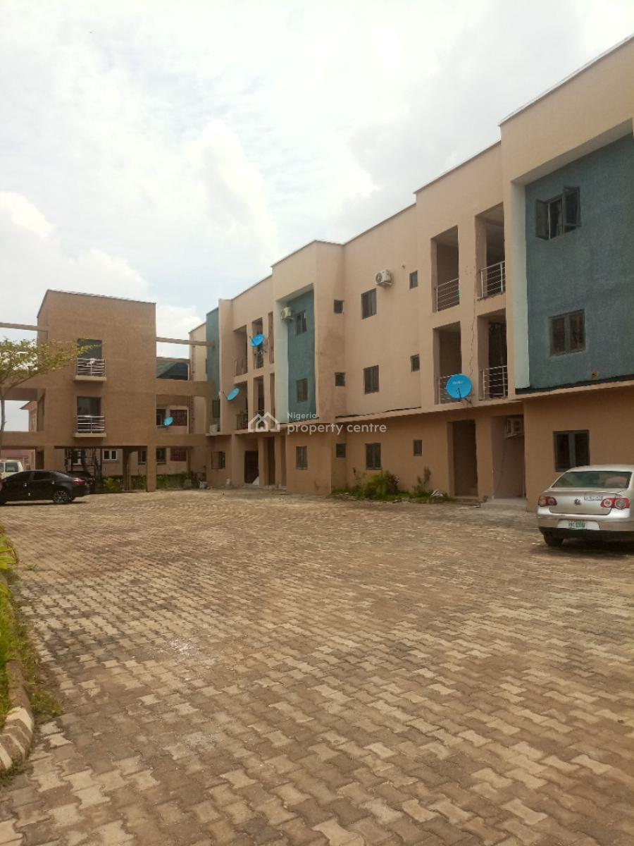 3 Bedrooms Flat (ground Floor), Area 1, By Gospel Light Redemption Church, Area 1, Garki, Abuja, Flat / Apartment for Rent
