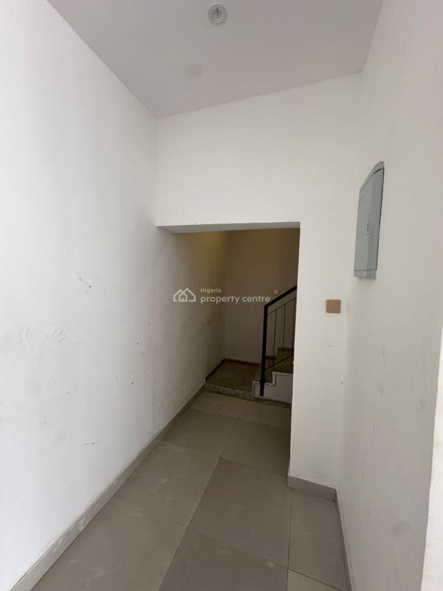 Newly Renovated 150sqm Ground Floor Commercial Space on a Busy Street, Lekki Phase 1, Lekki, Lagos, Commercial Property for Rent