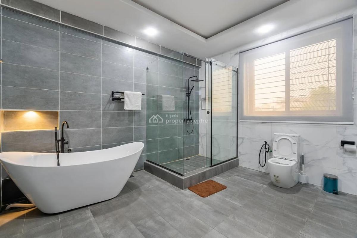 Luxury Three Bedroom Duplex, Lekki Phase 1, Lekki, Lagos, Flat / Apartment for Rent