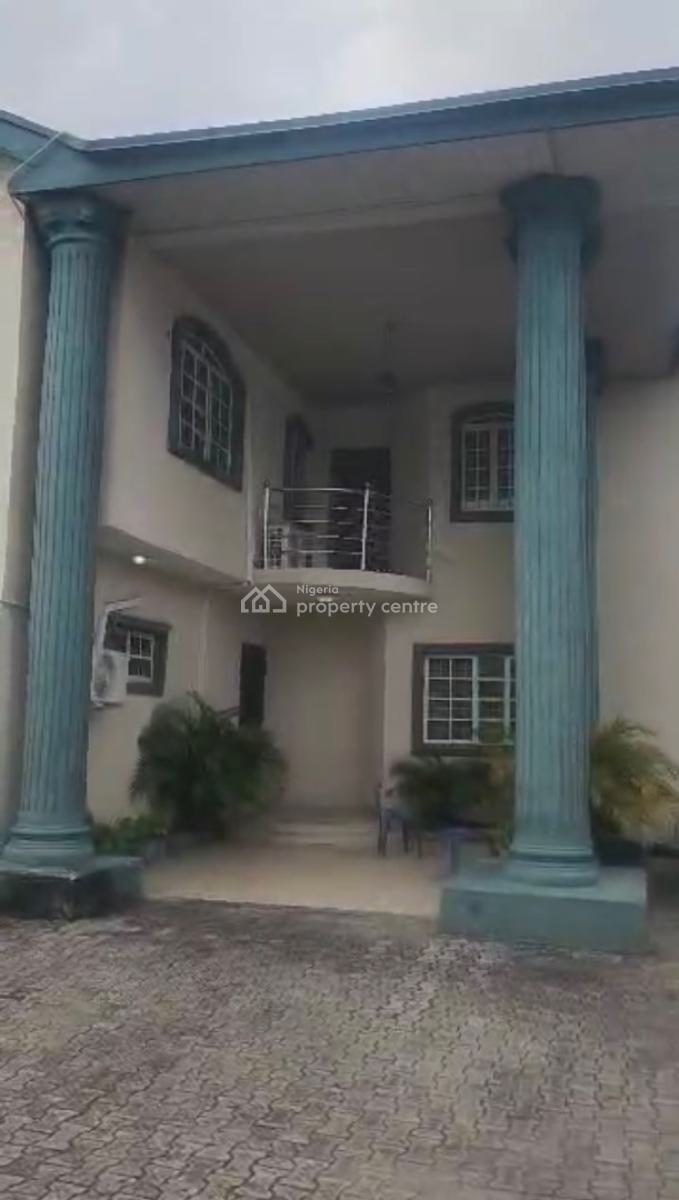 2 Rooms Bq + Kitchen, Bathroom & Toilet, Lekki Phase 1, Lekki, Lagos, Flat / Apartment for Rent