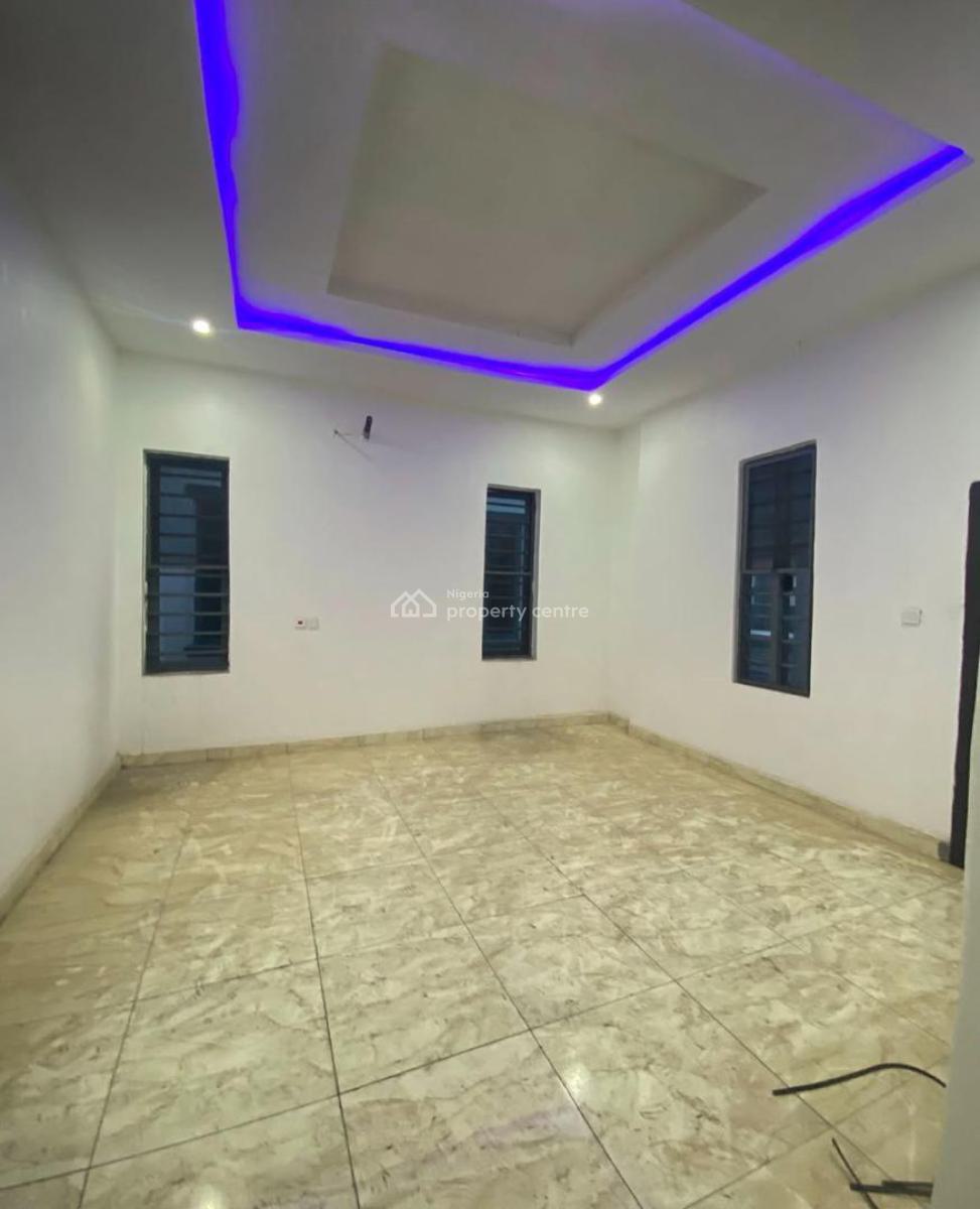 Brand New Spacious Master Bedroom, Lekki, Lagos, Flat / Apartment for Rent