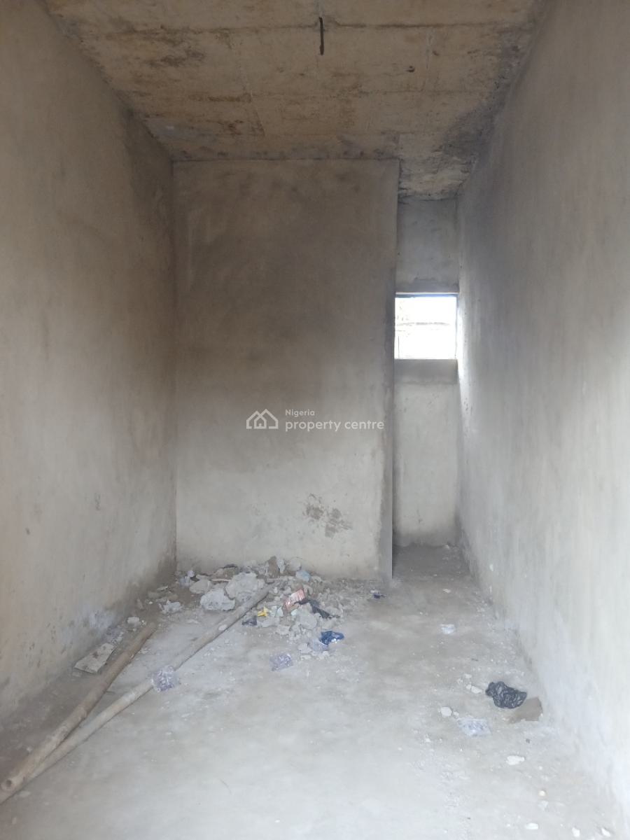 New Fine Market Shop, Yaba, Lagos, Shop for Rent